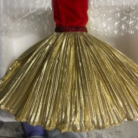 Mattel Barbie 50th Golden Anniversary Edition Doll 1945 1995 Limited Edition - Picture 13 of 14